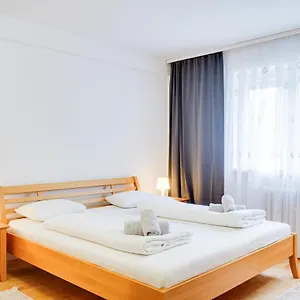 Apartment By Mo